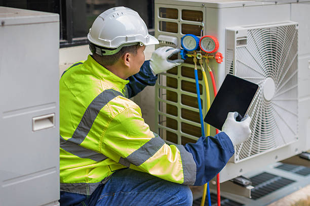 Professional Hvac technician working in Rockville, VA